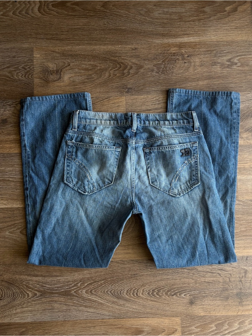 Men’s Joe’s Jeans Rocker Fit W30 Straight Leg Medium Wash Denim Jeans